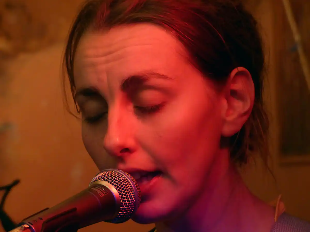 2014_koncert_uKouřícího_králíka_foto_Stana_Valnoha.webp