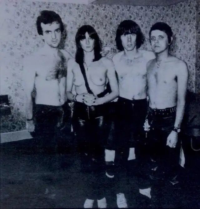TG nude.webp
