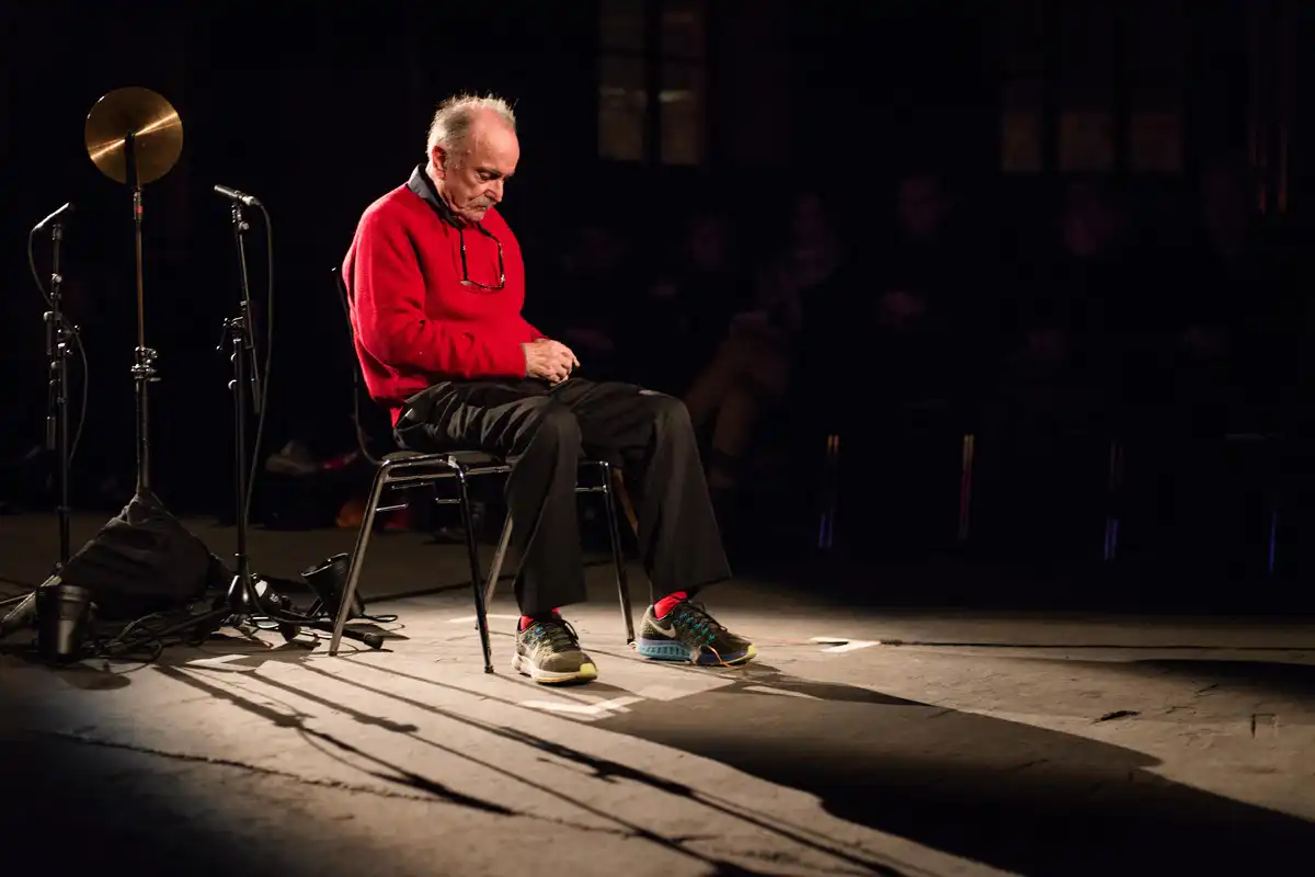 mm17_p_alvin_lucier_c_camille_blake_1.webp