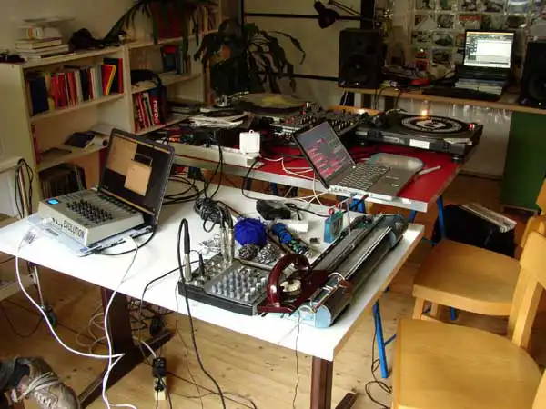 LRG studio
